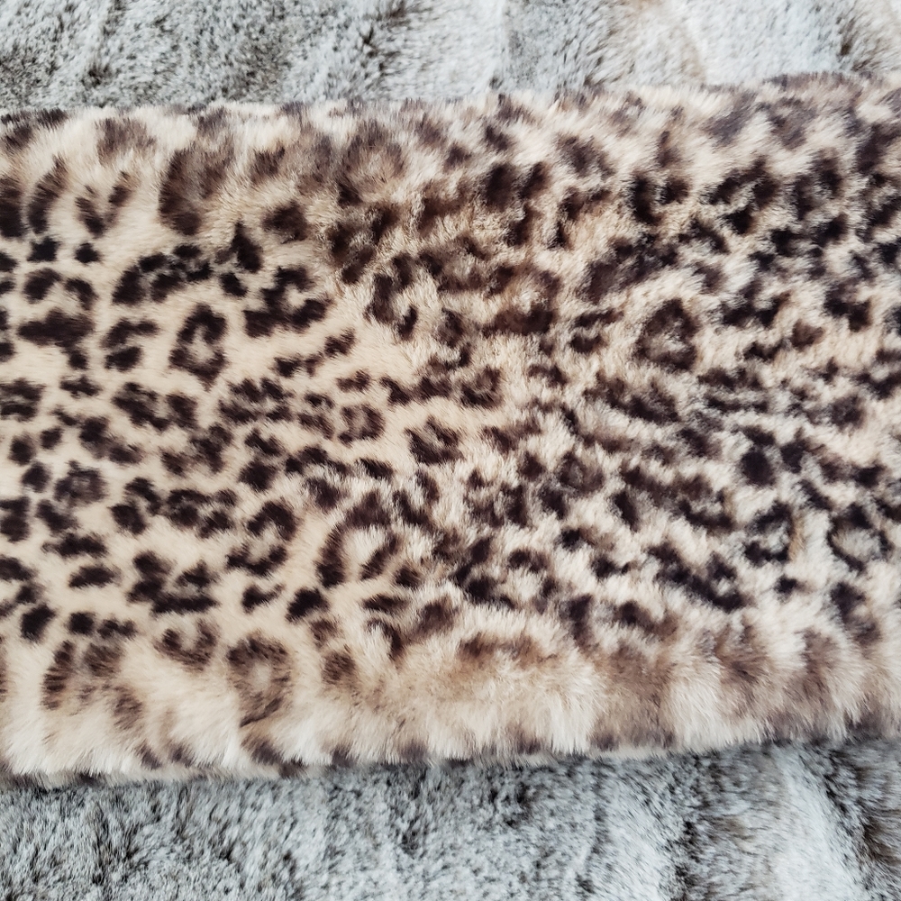 Loft Animal Print Scarf - Picture 5 of 8